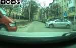 Выезд со двора кто кого пропускает