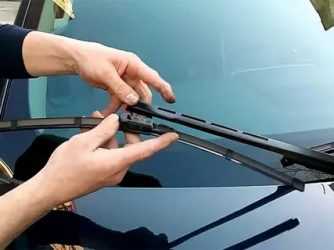 Когда использовать омыватель стекла вместе со стеклоочистителями
