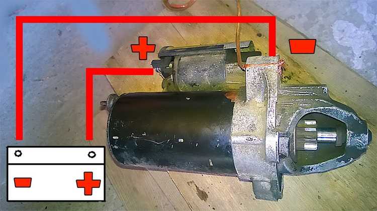 Поднимите автомобиль домкратом и снимите колесо. Осмотрите колодки через смотровое окно в суппорте или демонтируйте его полностью. Измерьте толщину фрикционного материала штангенциркулем в трех точках: по краям и в центре. Разница более 1,5 мм между измерениями указывает на неравномерный износ. Для задних колодок барабанного типа снимите барабан и проверьте толщину аналогично.