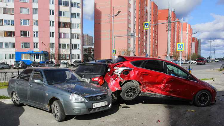 Как правильно заполнить раздел об участниках аварии