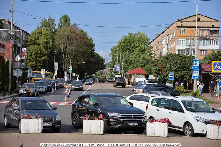 Почему левый поворотник не используется при въезде на кольцо