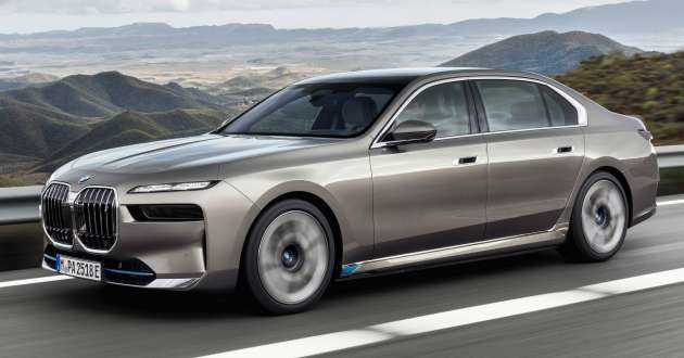 Сравнение стоимости BMW i7 с конкурентами: Mercedes EQS и Audi e-tron GT
