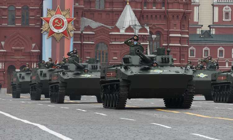 Как организована логистика переброски военной техники к месту парада