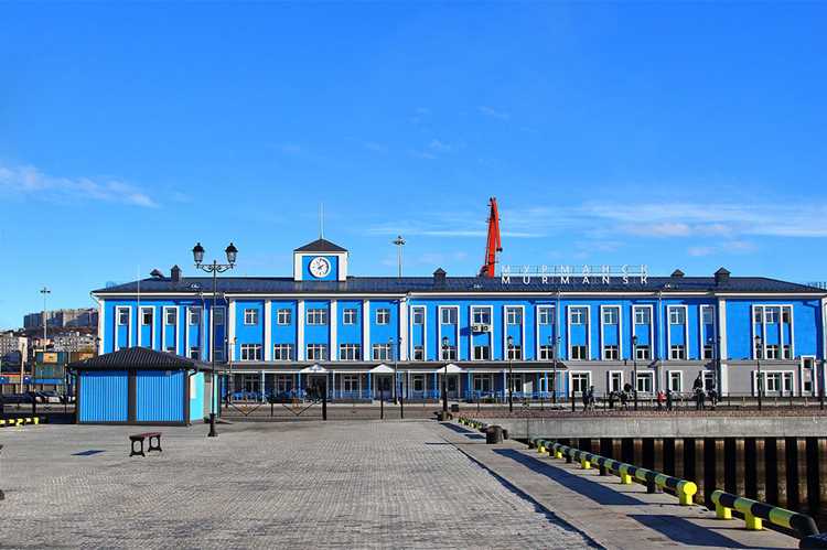 Что посмотреть в мурманске летом