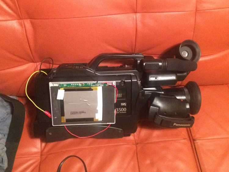 Организация тематических вечеринок с просмотром фильмов на VHS