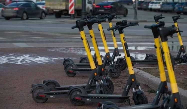 Сколько стоит аренда самоката в разных районах Петербурга
